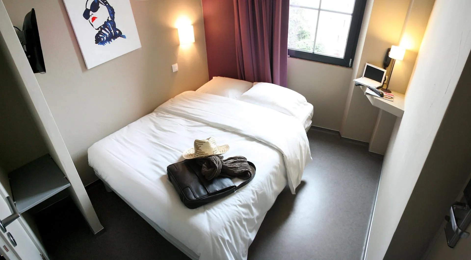 7Art Hotel Cannes 3*,