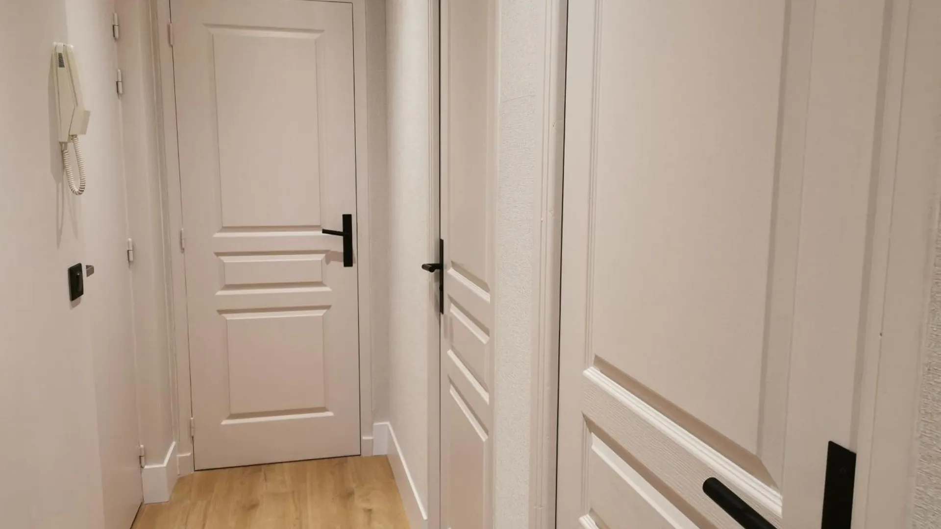 7Art Hotel Κάννες 3*,