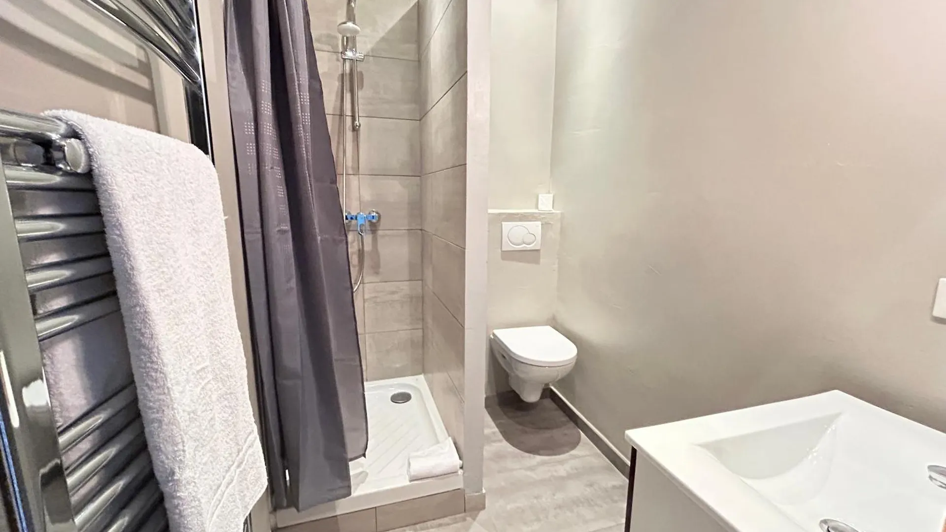7Art Hotel Cannes