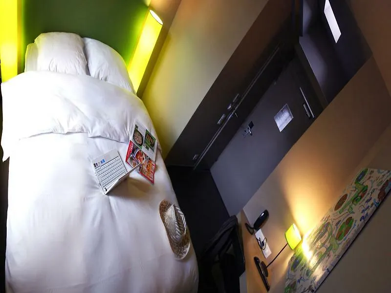 7Art Hotel Cannes 3*,  France
